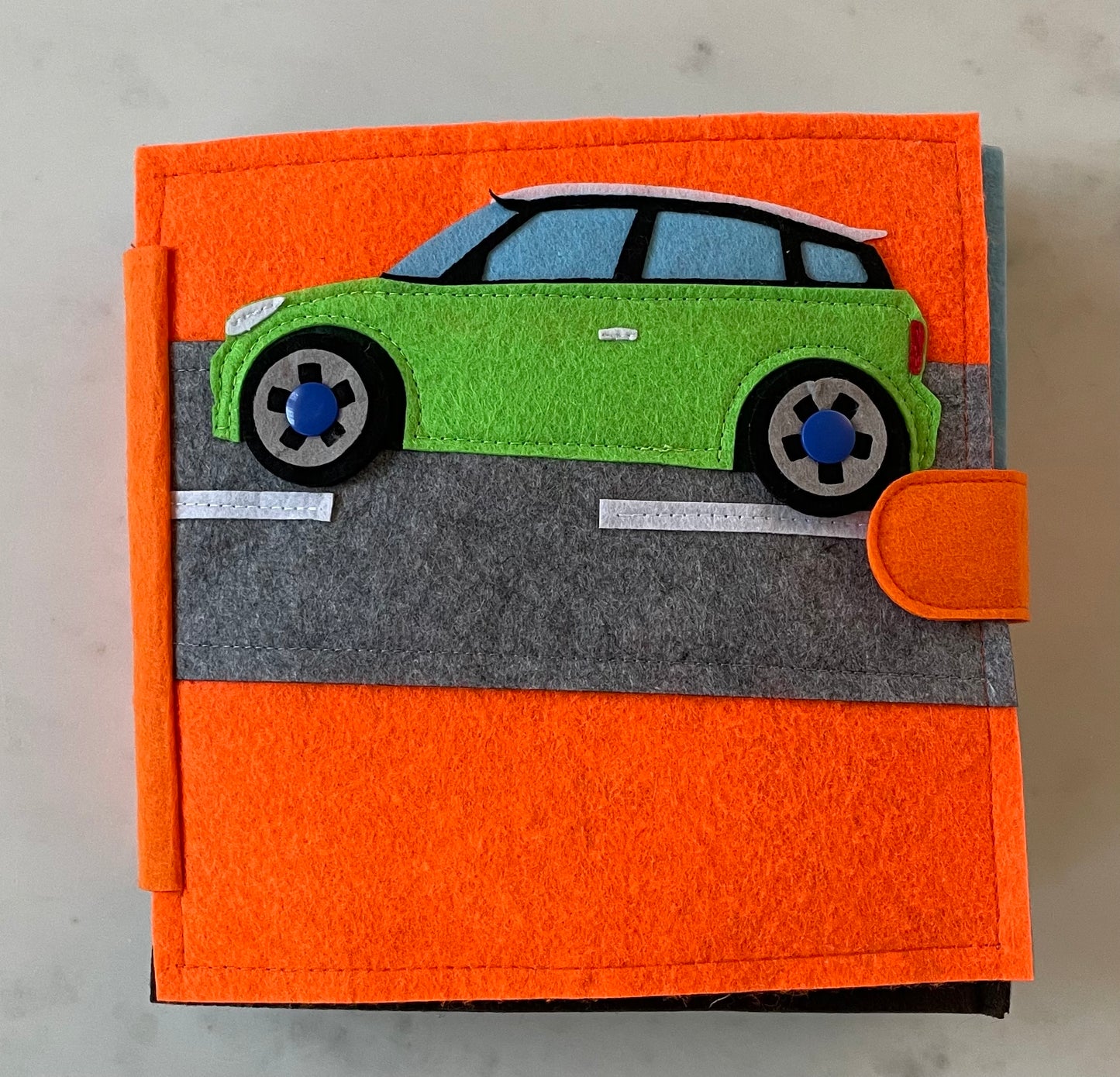 Quietbuch "grünes Auto" inkl. Wunschname