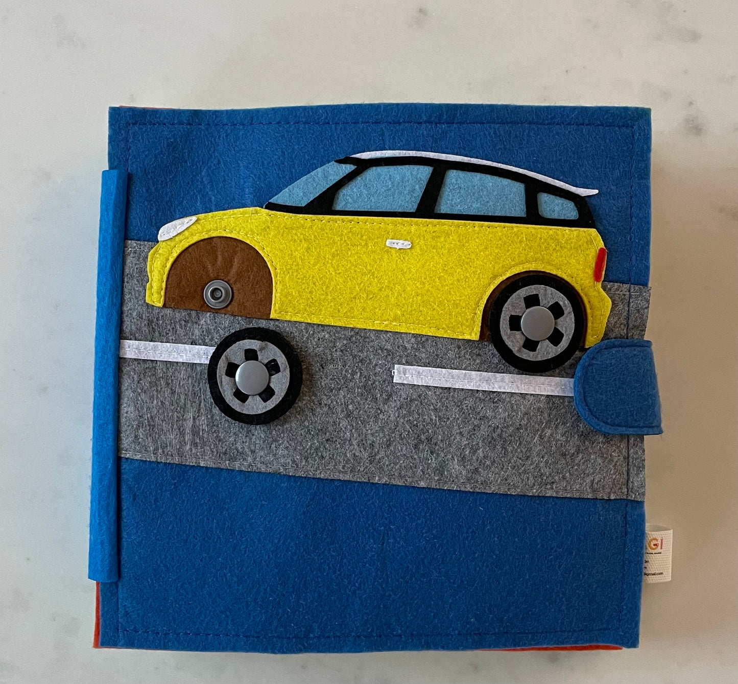 Quietbuch "gelbes Auto" inkl. Wunschname