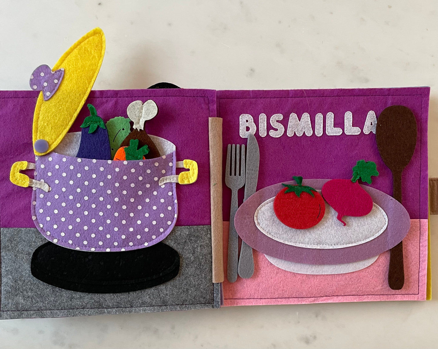 Quietbuch "Weltkarte" inkl. Wunschname