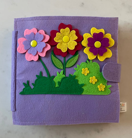 Quietbuch "Blumenfeld lila" inkl. Wunschname