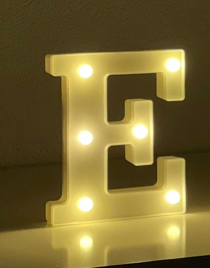 Buchstabe "E"